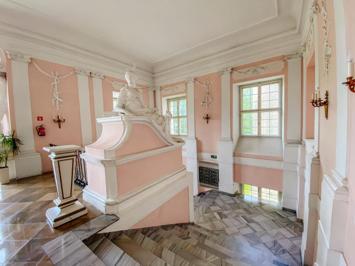 Hotel Zamek Krolewski W Rydzynie Rydzyna Dış mekan fotoğraf