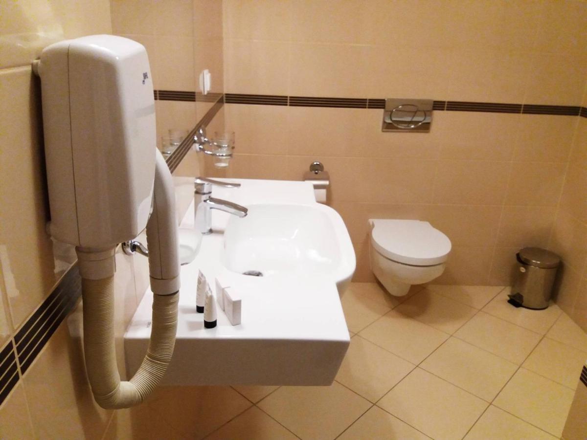 Hotel Zamek Krolewski W Rydzynie Rydzyna Dış mekan fotoğraf